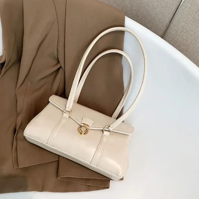 Vintage Niche Design Shoulder Bag Classic All-match Small Square Autumn Winter New High-end Pop Feminine Package Underarm