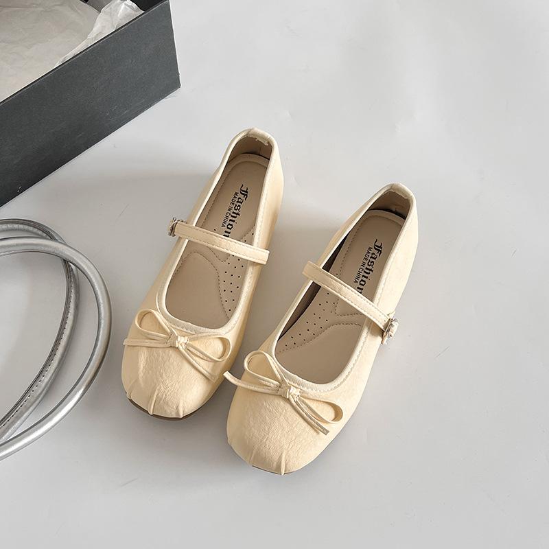 Балетки серебристые маленькие кожаные женские 2025 лето новые модели с юбками, вечерние туфли на плоской подошве красивые Мэри Джейн одинарные туфли