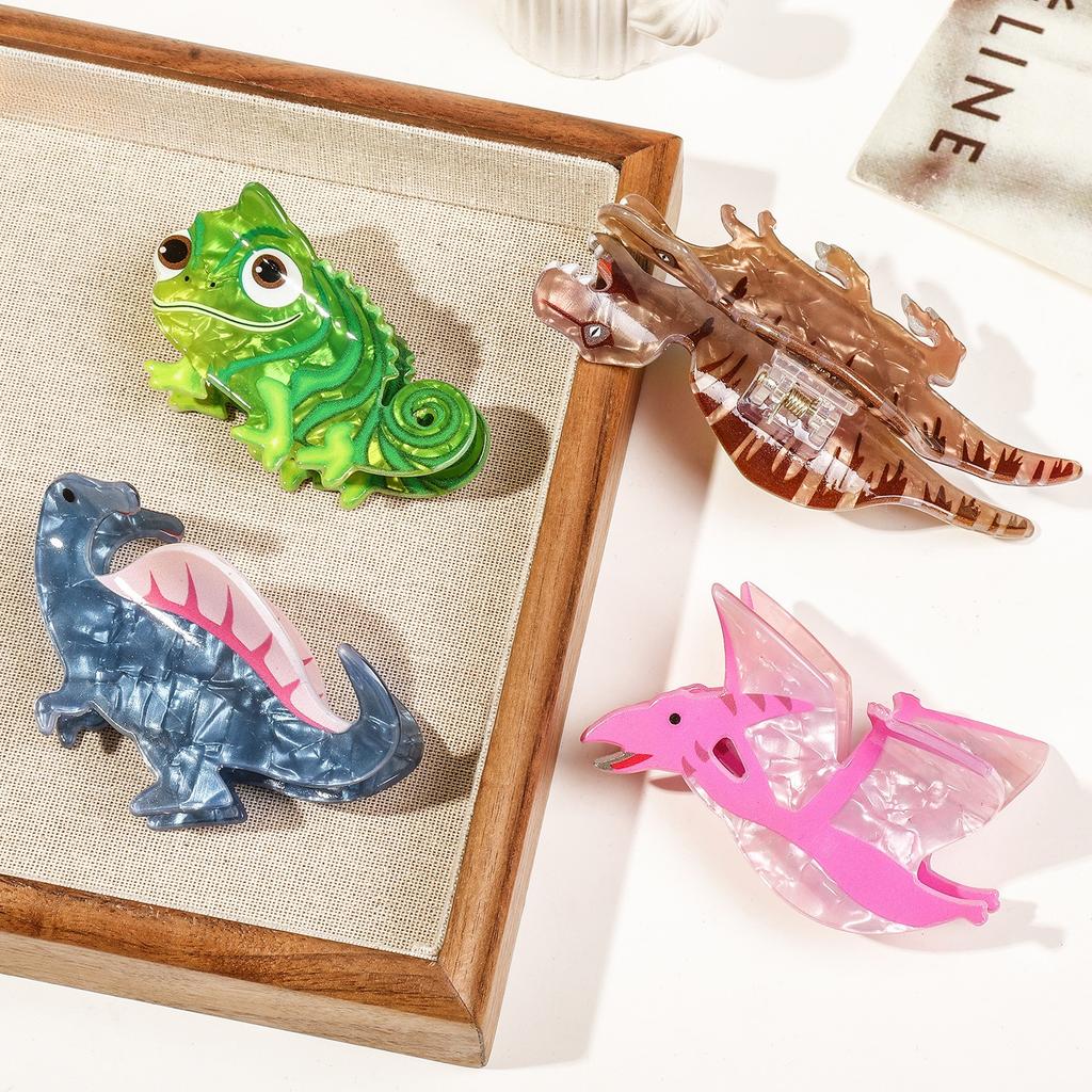 Acrylic Cute Cartoon Dinosaur Hair Claw Women Girls Simple Kawaii Hair Grab Clip Back of Head Hair Shark Clip Style Accessories