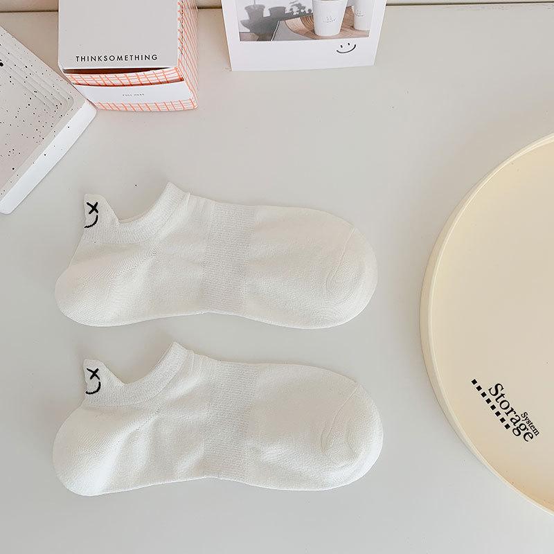 Женские спортивные носки до середины икры в корейском стиле с вышивкой в виде смайлика - Устойчивые к запаху и влагопоглощающие