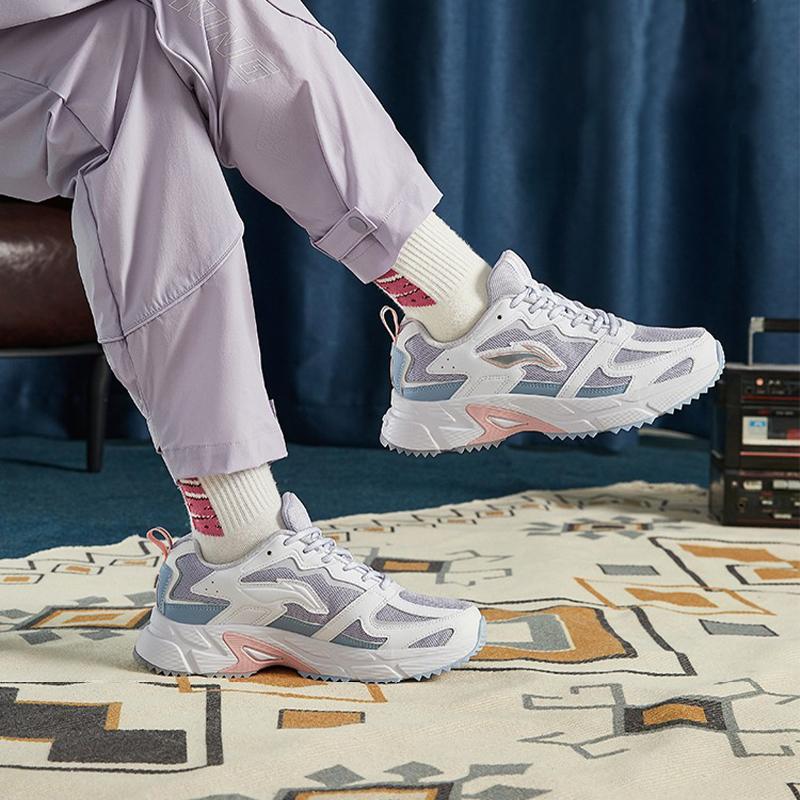 Li Ning Удобная Ткань Амортизация Нескользящая Износостойкая Дышащая Низкие Повседневные Беговые Кроссовки Женские ARLQ004-2
