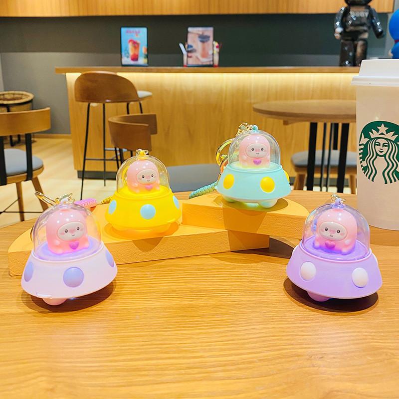 Creative Cute Ufo Projection Light Keychain Adorable Gift Bag Charm For Friends
