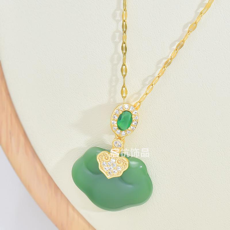 Нефритовое ожерелье женское Гочао придворный стиль универсальное нефрит Хэтянь Жуи замок безопасности кулон ювелирные изделия