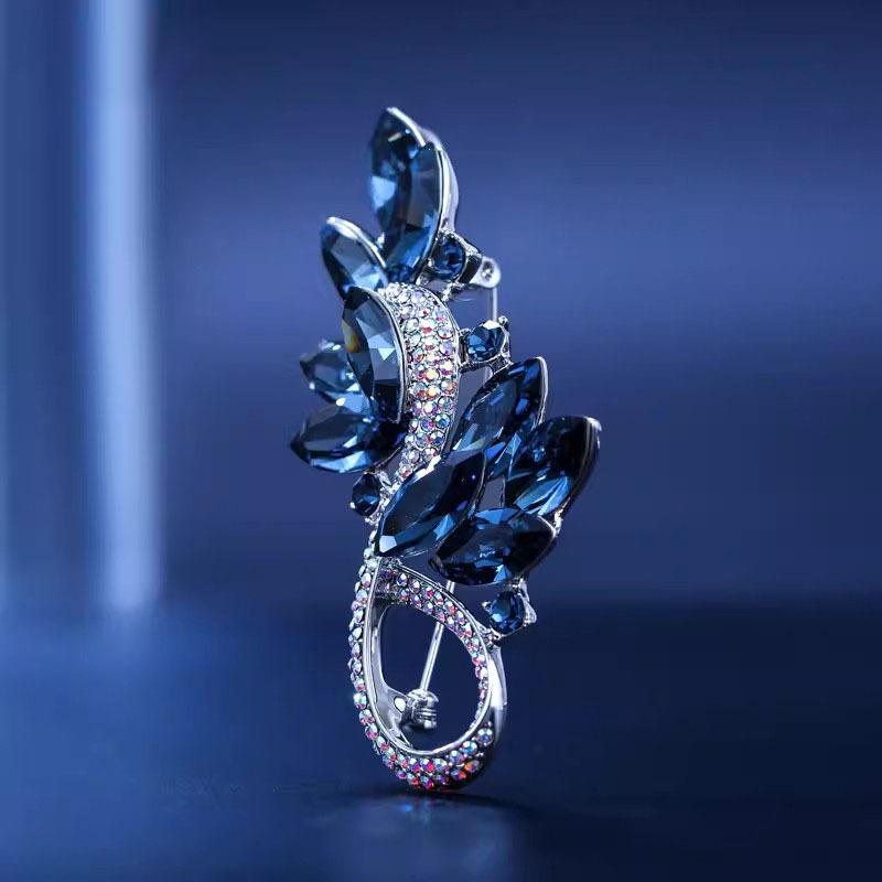 Роскошная хрустальная именная брошь, высококачественный женский корсаж с бриллиантами, легкая роскошная брошь высокого класса, аксессуары для костюма