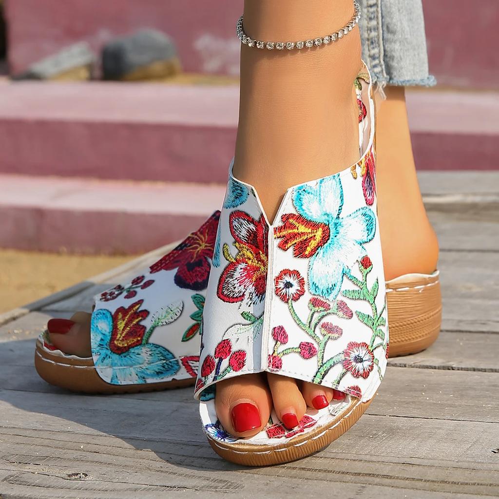 Модные женские тапочки, новые тапочки с покатым каблуком и узором «бабочка» в виде рыбьего рта, мягкая подошва, модные удобные сандалии с толстой подошвой