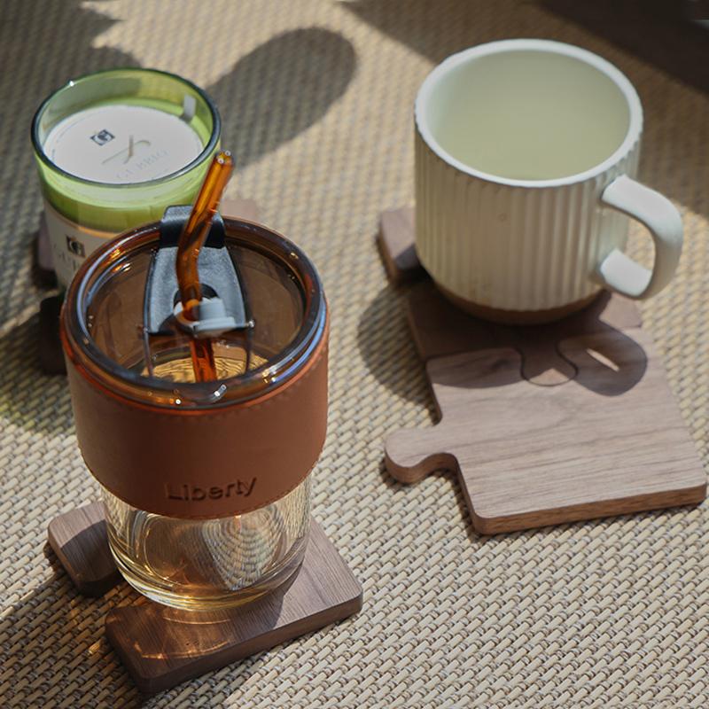 1Pc Walnut Wood Coaster Cup Mat Wooden Mug Coaster Table Placemat Creative Drink Coaster Cup Holder for Glasses Kitchen Gadget