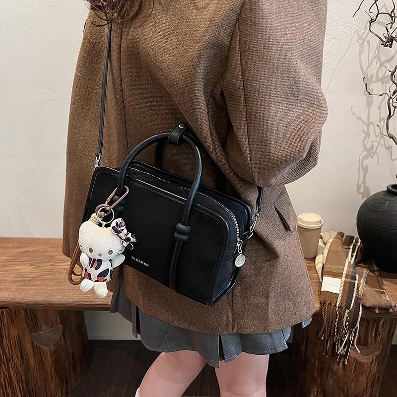 Замшевая сумка женская осенне-зимняя универсальная новая сумка через плечо, сумка-мессенджер, повседневная портативная дорожная сумка-подушка