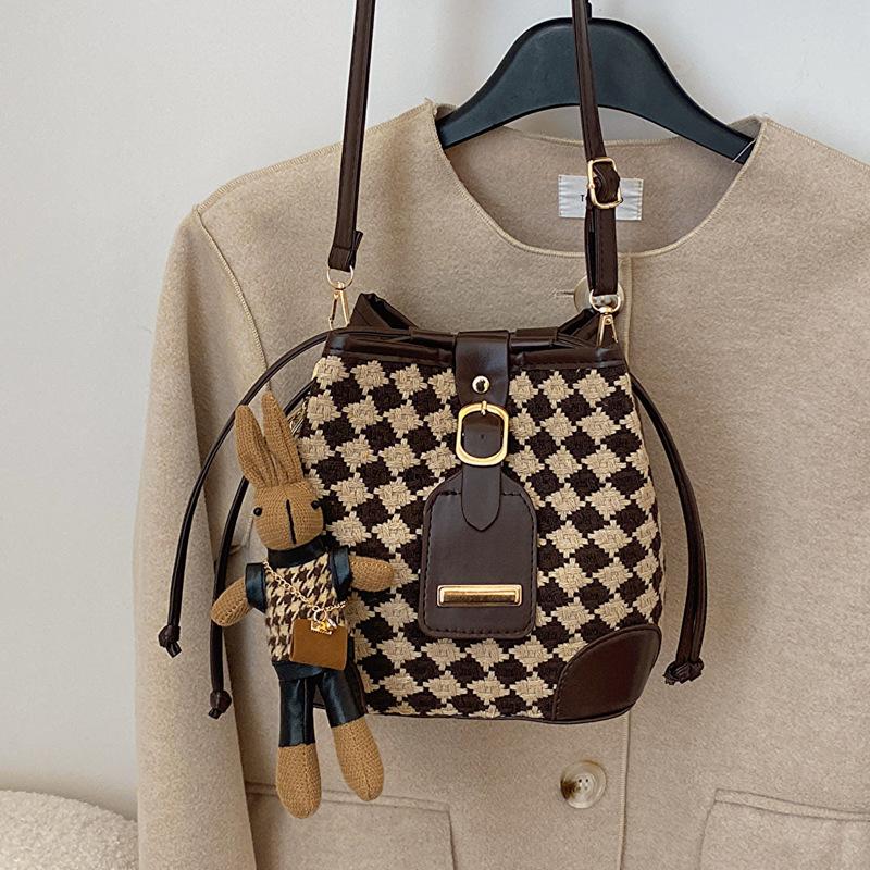 Bag Women'S Autumn And Winter Retro Rhombus Bucket Bag Fashion Niche Design Shoulder Crossbody Bag