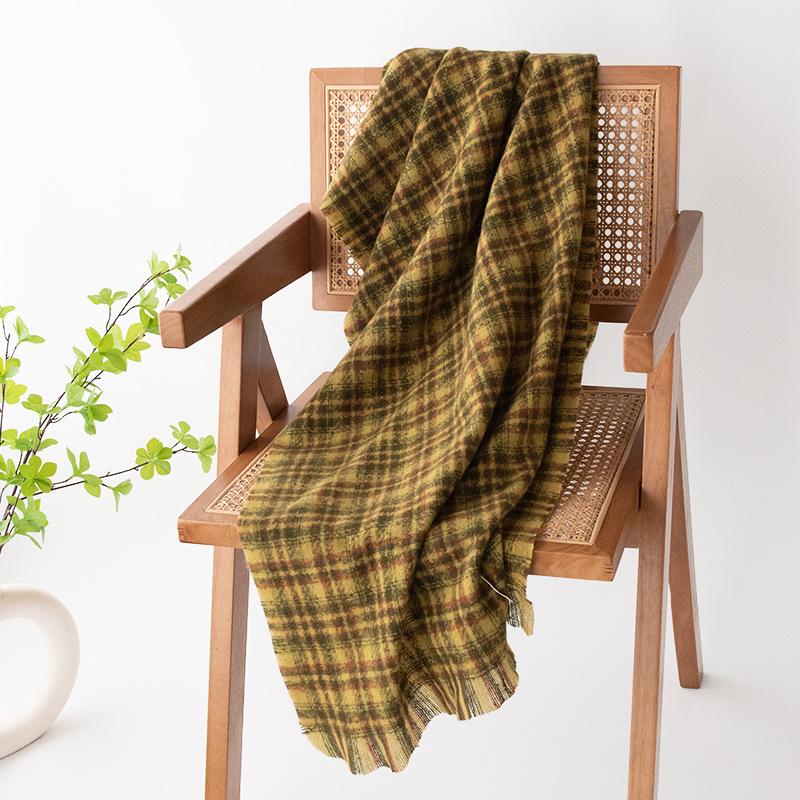 Autumn And Winter Square Plaid Scarf Women'S Versatile Elegant Casual Style Cold-Proof Shawl Fashionable Commuter Warm Neck Scarf