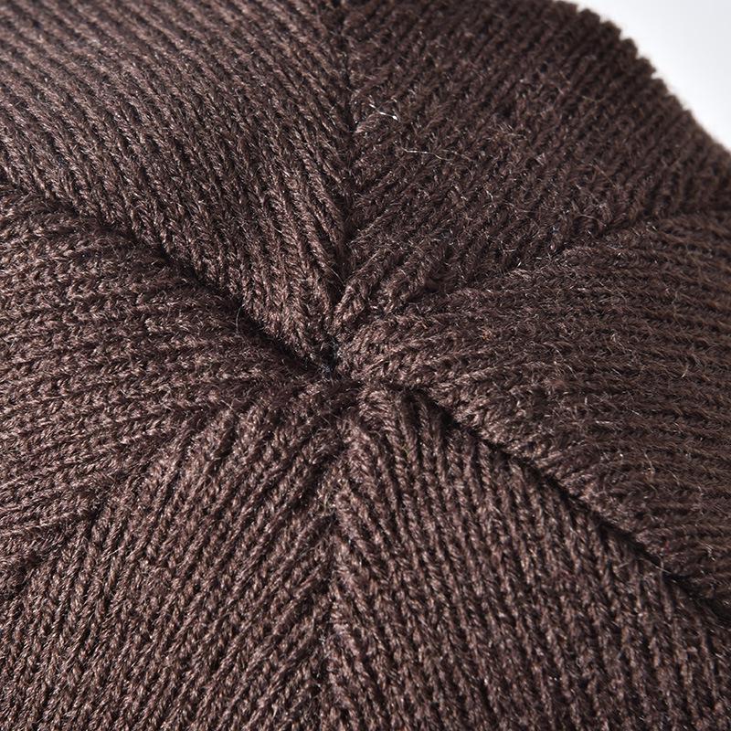 Мужская утепленная шапочка