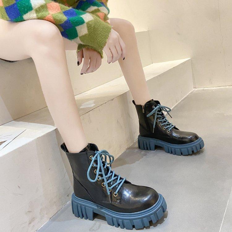 Европейские и американские короткие сапоги женские 2024 осень новые сапоги на толстой подошве толстые каблуки британский стиль плюшевые короткие сапоги zapatos mujer