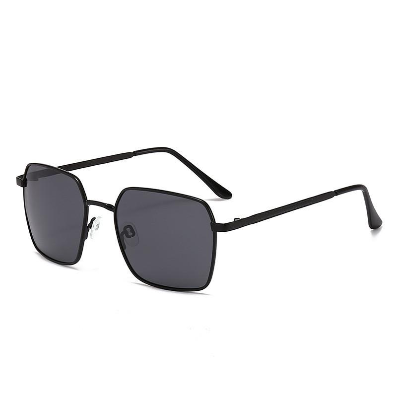 Uv400 Protection Polarized Sunglasses With Gold Frame And Gray Lens For Fashionable Looks