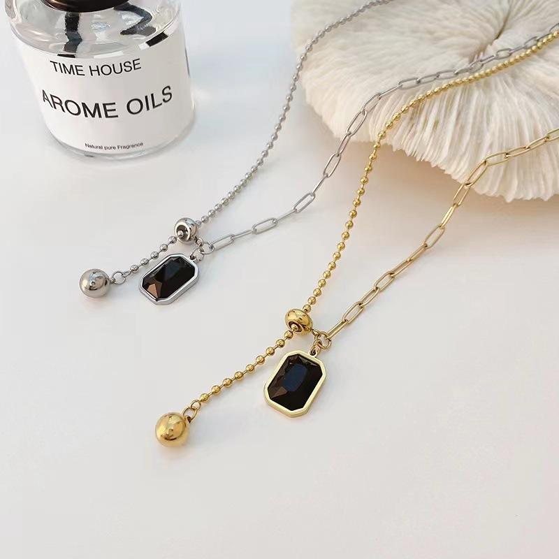 Women 'S New Black Block Pendant Necklace Women 'S Fringe Black Agate Clavicle Chain