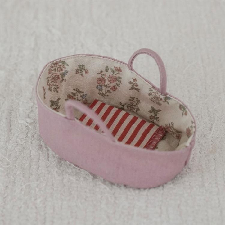 Small Doll Display Bassinet Accessory for Small Cloth Dolls, Soft Fabric Bed for Daily Doll Play and Tabletop Styling