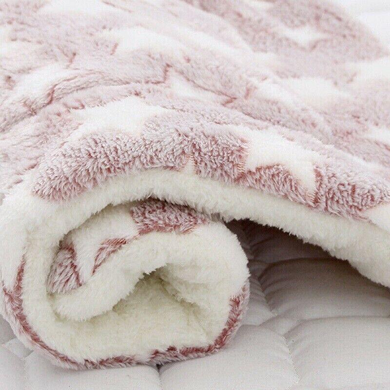Pet Sleeping Mat Blanket Dog Cat Cushion Beds Mattres Puppy Warm Soft 3 Sizes