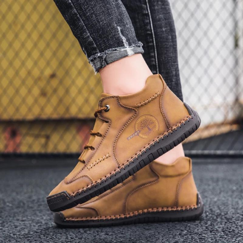 Ретро мужские ботинки, сшитые вручную кожаные повседневные туфли для мужчин, нескользящие ботинки для активного отдыха, модные качественные мужские мотоциклетные ботинки