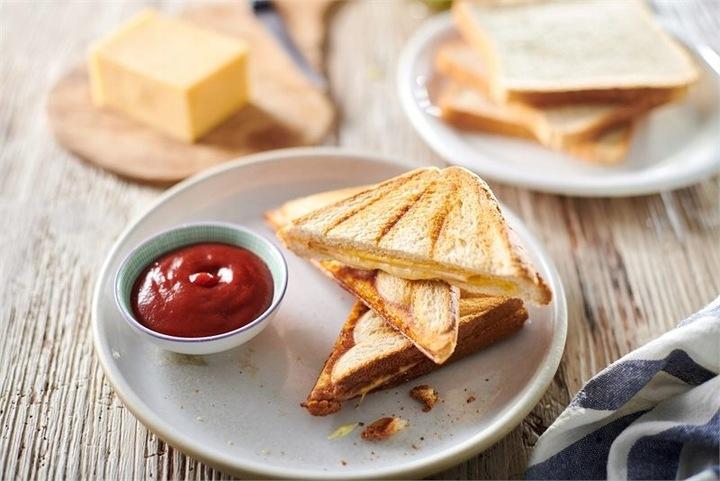 Toster Opiekacz Do Kanapek Sandwich Grzanki 600W Esperanza