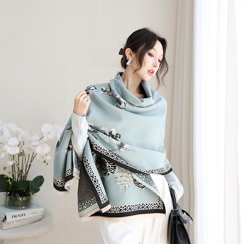 New Winter Scarf for Women Fashionable Double Sided Jacquard Shawl Warm and Thickened Versatile for Taking Photos Scarf
