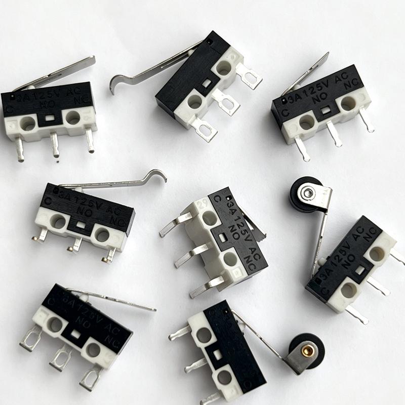 Universal 3-Pin Small Limit Switch with Roller and Straight Lever: Normally Open/Closed for Mouse, Home Appliances, and Travel Switch.