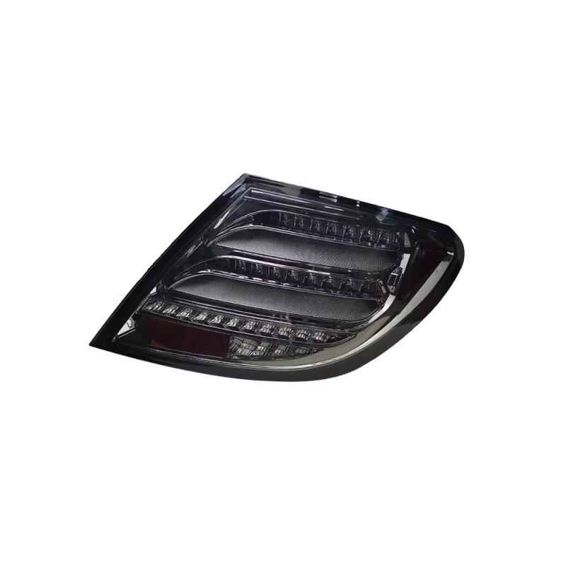 Совместимо с LED-фонарями заднего хода для Mercedes-Benz C-Class W204 07-14 с динамическими указателями поворота и дневными ходовыми огнями