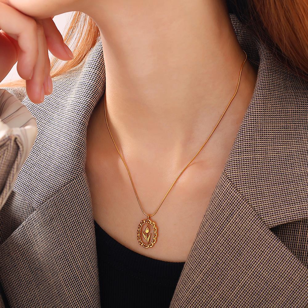 New Arrival Cubic Zirconia Elegant Girl Flower Necklaces 18k Gold Plated Fashion Stainless Steel Flower Necklace Set
