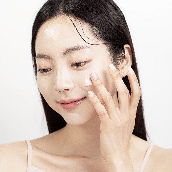 AHC Aura Secret Тонирующий крем SPF 30 PA++ 50 г