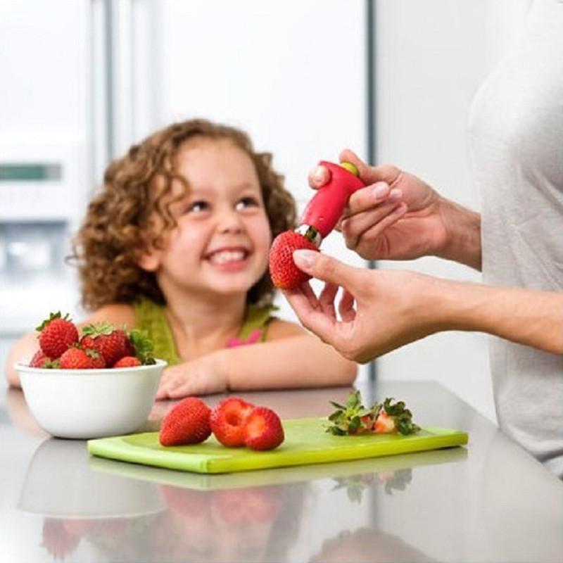 1pc Fruit Leaf Remover Strawberry Huller Metal Tomato Stalks Plastic Remover Gadget Strawberry Hullers Kitchen Gadgets