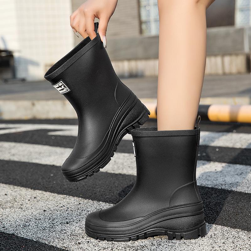 Полусапоги резиновые женские на толстой подошве износостойкие и нескользящие резиновые сапоги для улицы, для кемпинга, водонепроницаемые сапоги, рабочая обувь для воды