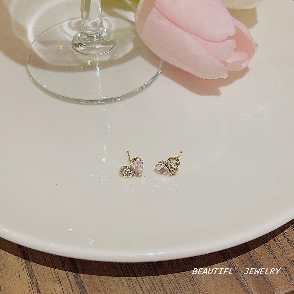Love Earrings Simple Pink Earrings New Fashion Design Sense Earrings High Sense Online Celebrity Small Fresh Earrings.