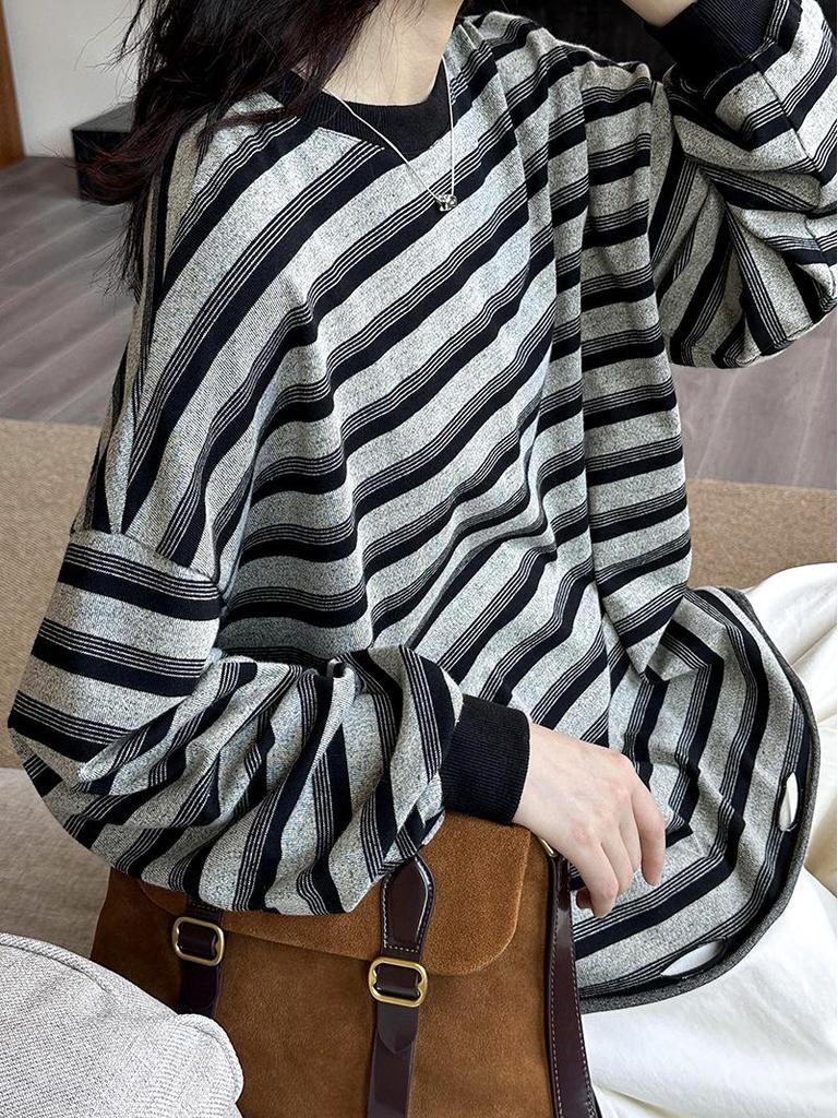 Juzhi 2024 Осенний корейский полосатый контрастный свитер-пуловер с круглым вырезом и длинными рукавами