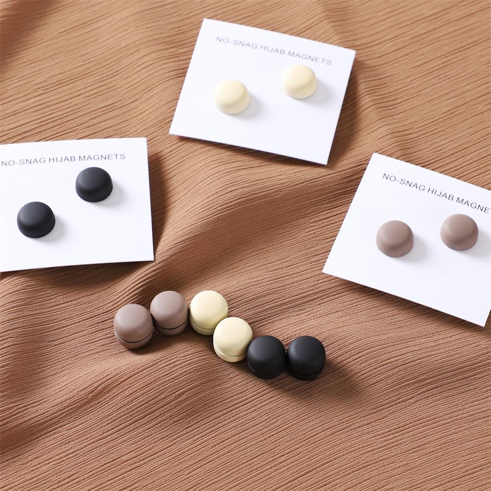 Safe Macaron Color Hijab Brooch Strong Metal Plating Magnetic Hijab Clip Luxury No Hole Pins Brooches Magnet For Muslim