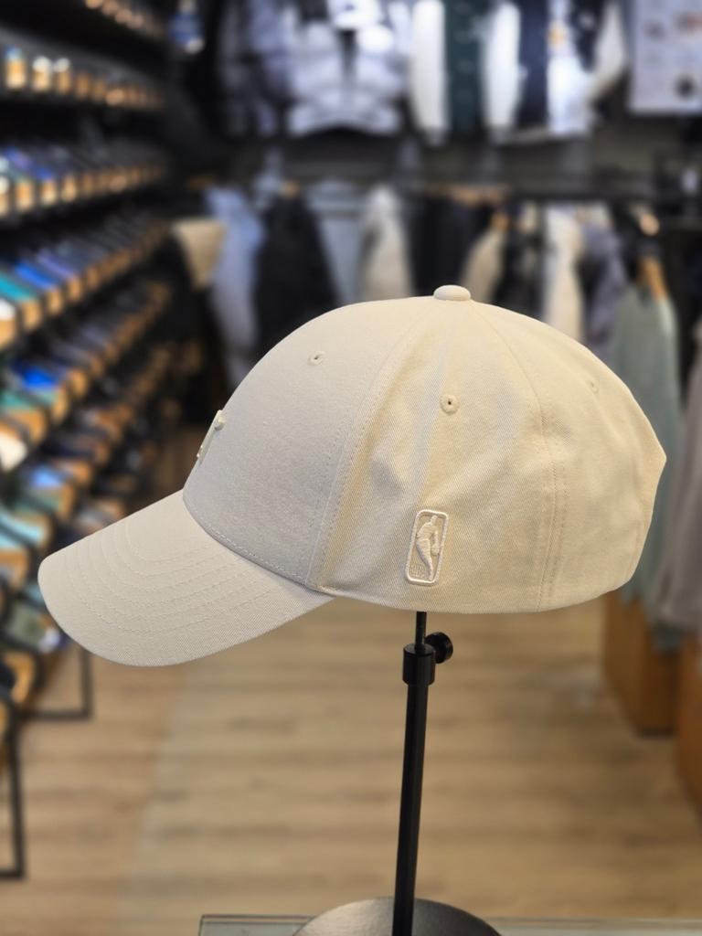 NBA Unisex NYK Gaddic Metal Embroidered Hard Ball Cap N255AP471P (45)