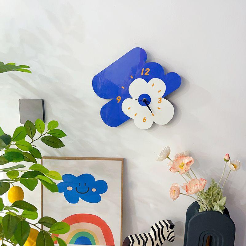 Simple and Creative Cartoon Artistic Flower Clock, Silent Wall Clock for Living Room and Dining Room, Cute Clock for Flower Shop