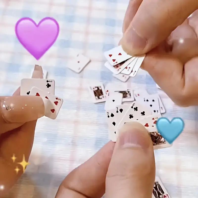 Забавные милые мини-игральные карты, игры в покер, супер маленькие карты, пародия, подарки, игрушки для путешествий, реквизит для розыгрышей