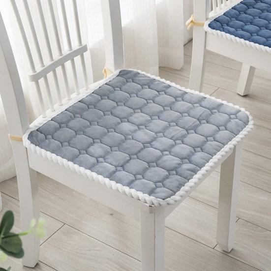 Chair Cushion Soft Comfortable Cozy Elegant Minimalistic Restaurant Accessory Polyester Fiber Seat Plush Dining Chair Cushion for Winter