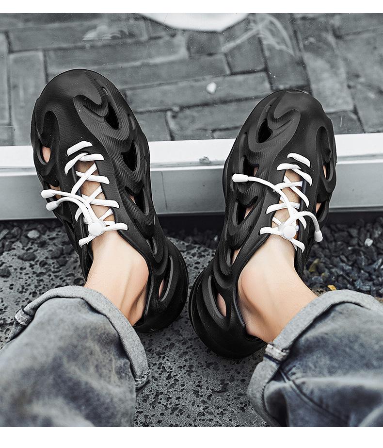 2026 Men's Summer Closed-Toe Lace-Up Beach Sandals