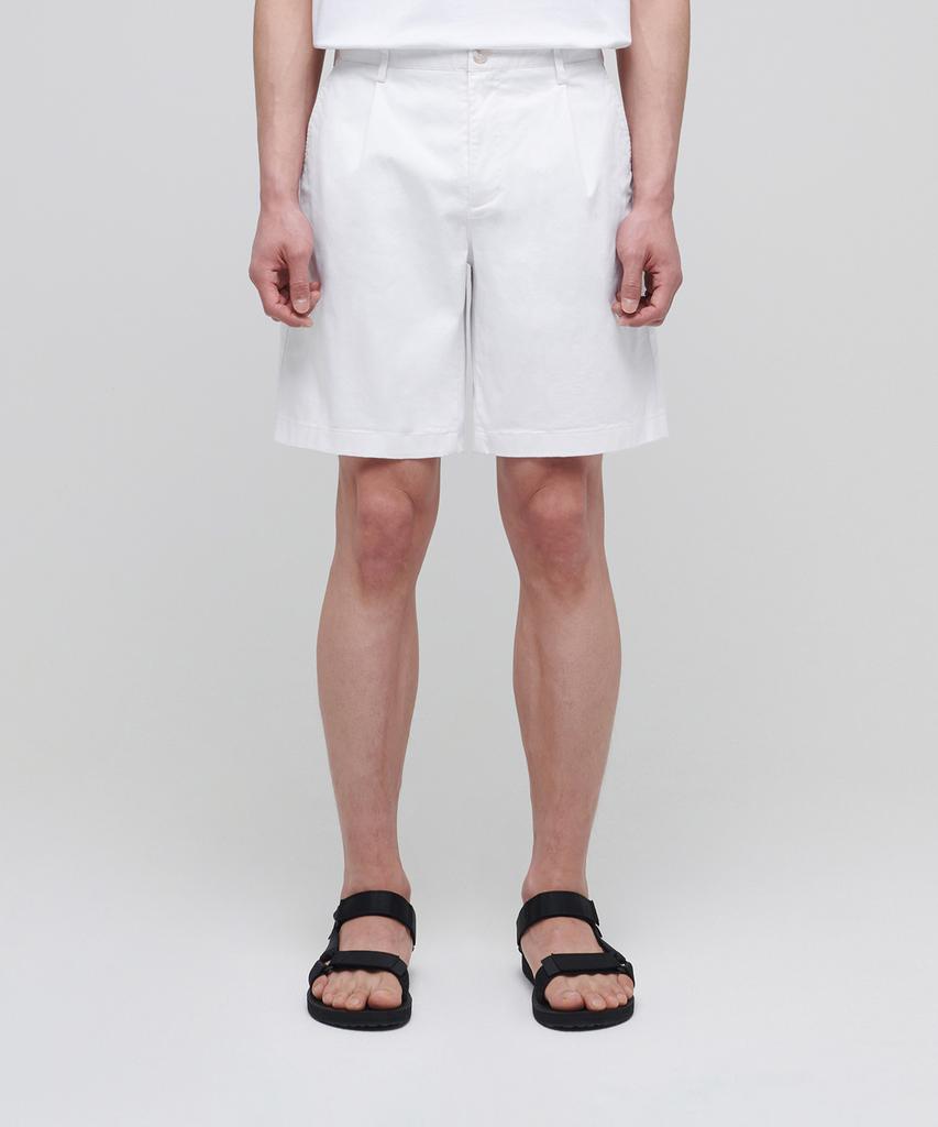 MUSINSA STANDARD Wide Fit Chino Shorts [White]