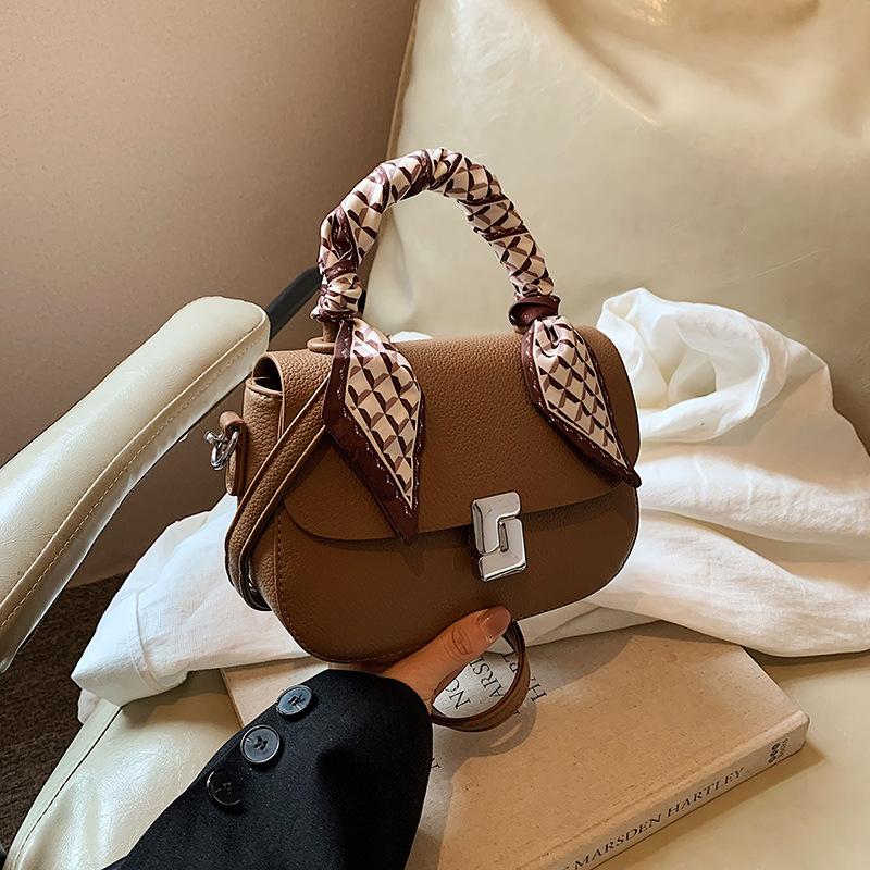 Новая стильная и простая шелковая сумка-флип с замком, портативная, на плечо, через плечо, универсальная женская сумка