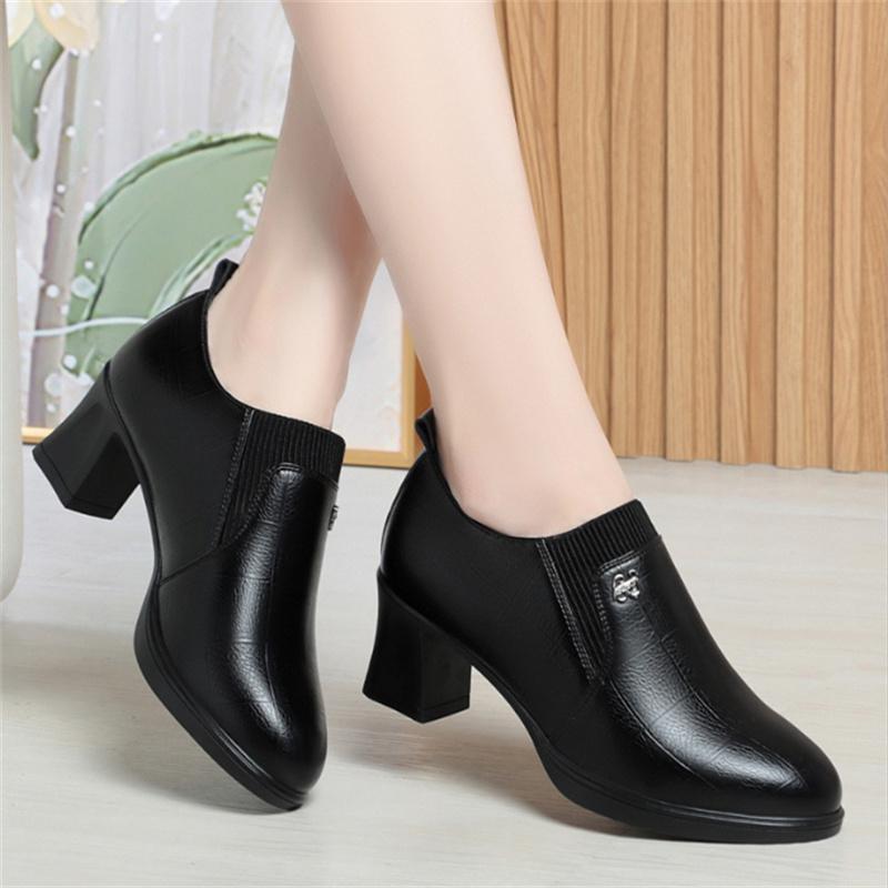 Женские туфли на танкетке, туфли-лоферы на высоком каблуке из мягкой кожи, новые туфли на толстой подошве в британском стиле с эластичным язычком и толстым каблуком для женщин