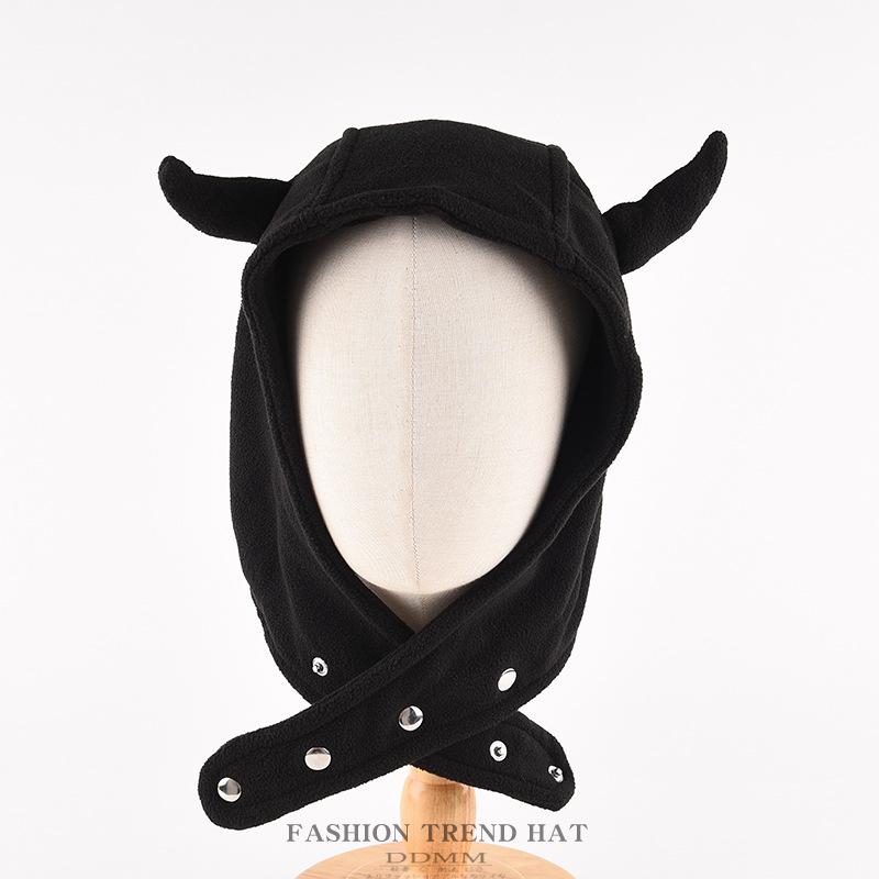 Осенне-зимняя теплая шапка Yabbie Imp Ears Lei Feng для мужчин и женщин из коровьего рога, панк-защита для ушей, на Хэллоуин