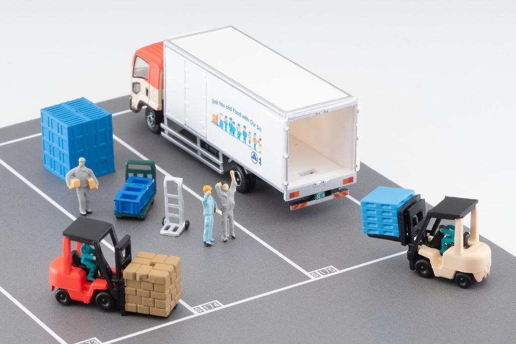 TOMYTEC The Truck Collection Truck Collection Logistics Site Truck Set B Kyuso Shipping