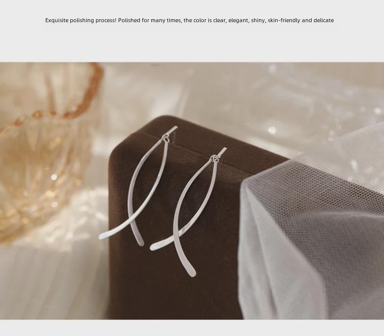 Серьги-крестики Banyan Tree из серебра 925 пробы: Стильный и модный дизайн для женщин