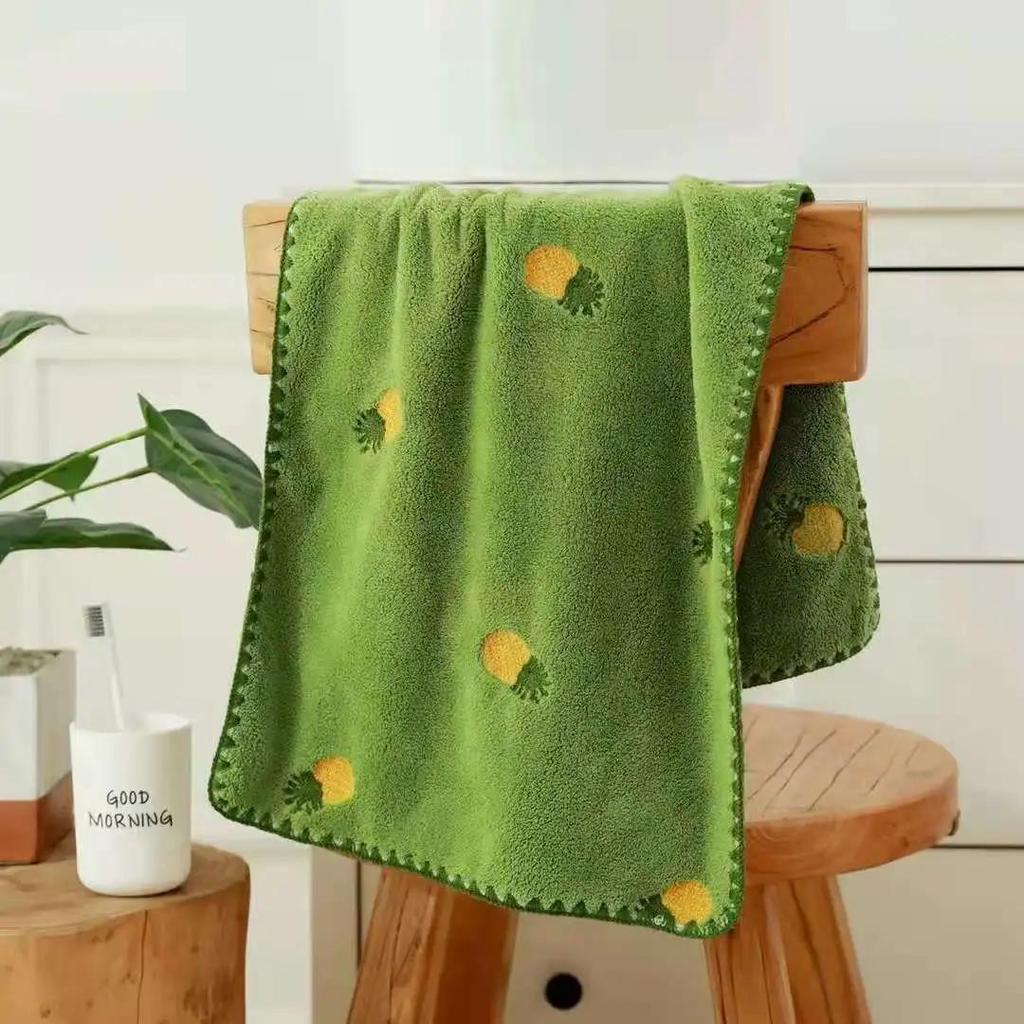 Warm Velvet Absorbent Towel 4 Packs Household Adult Men and Women Soft Comfortable Cute Cartoon Towel