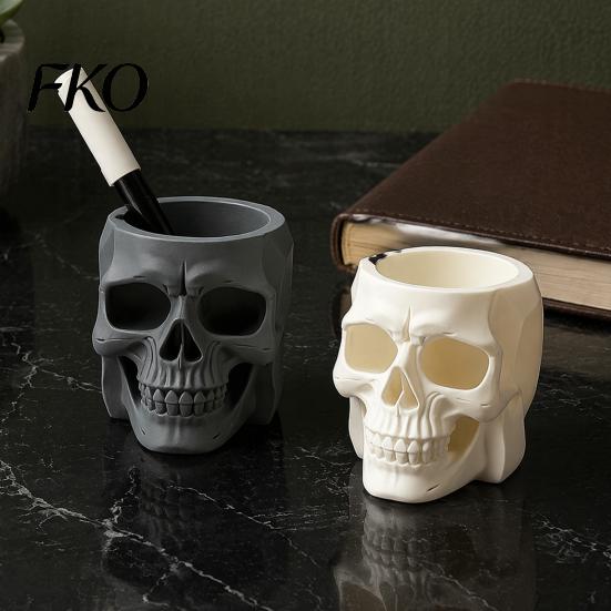 Gothic Style Gift for Him Skull Shape Pen Holder, Large Capacity Desktop Organizer, Matte Creative Statue Organizer Finish PLA Storage Cup Pens