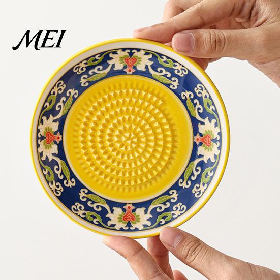 Garlic Grater Plate Ceramic Grinder Bowl, Manual Ginger Fruit Zester Kitchen Dish, All-in-One Prep Mixing Serving Tray, Modern Minimalist Tool