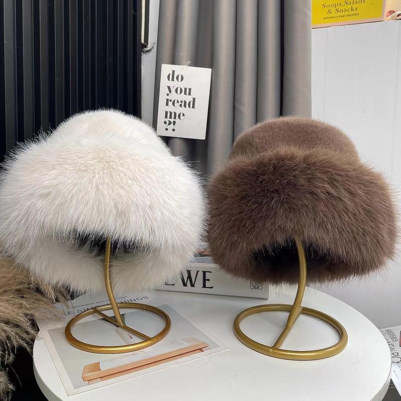 Женская монгольская шапка: Осенне-зимняя корейская мода, толстая теплая рыбацкая шапка с защитой ушей и плюшевым дизайном для стройнящего силуэта.