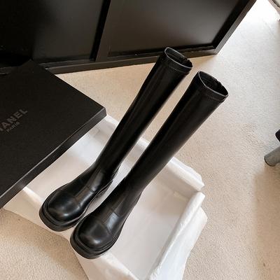 Новые осенне-зимние сапоги женские, но высотой до колена, сапоги-рыцари на платформе, эластичные тонкие сапоги из маленького вельвета