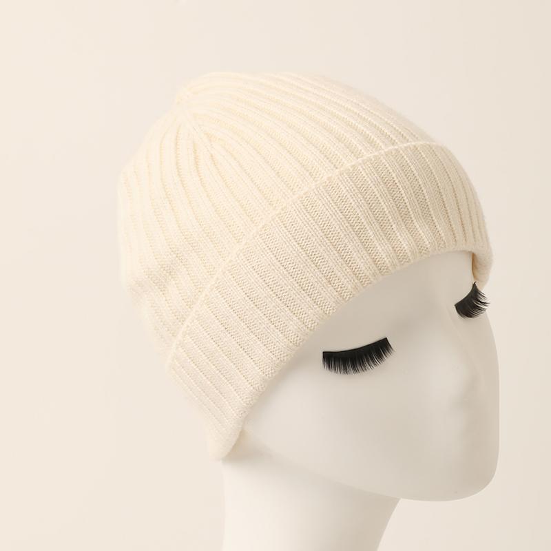 100% Merino Wool Computer Knitted Unisex Adult Beanie Solid Color Winter Outdoor Warmth Perfect Travel Gift AG Made in China
