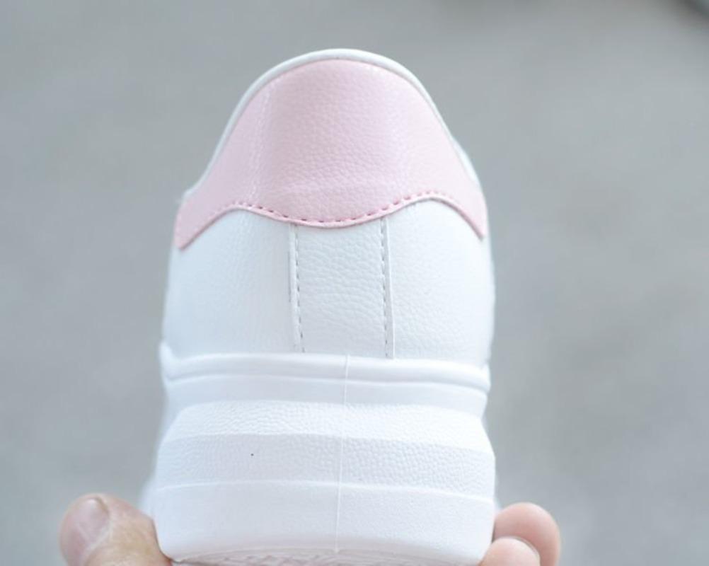 Обувь женская 2024 тренд женские повседневные кроссовки летние удобные дышащие туфли на платформе для женщин универсальные туфли на шнуровке