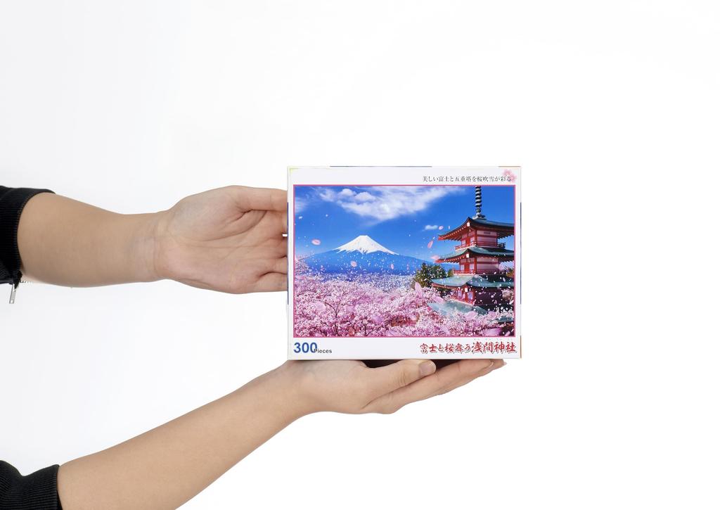 Beverly Пазл Гора Фудзи и Цветущая сакура у Святилища Сенген x 38 Сделано в Японии Пазл из 300 деталей (26 см) -